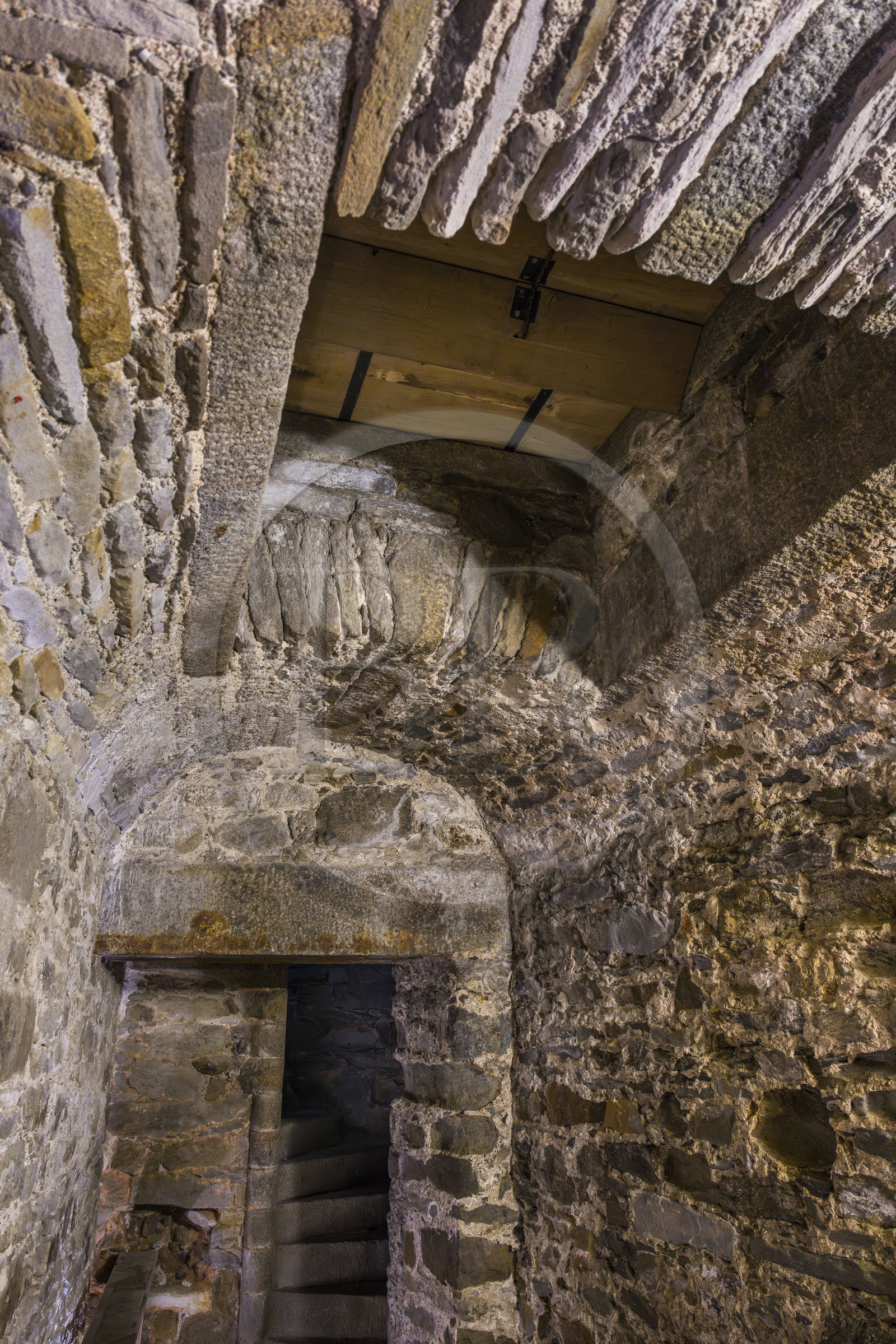 France, Ille-et-Vilaine (35), Côte d'Emeraude, Saint-Malo, l'Hotel Magon, authentique demeure de corsaire, hotel particulier construit pour François Auguste Magon de la Lande en 1725, armateur malouin, corsaire de Louix XV, négrier et directeur de la compagnie des Indes, les anciens entrepots au deuxième sous sol