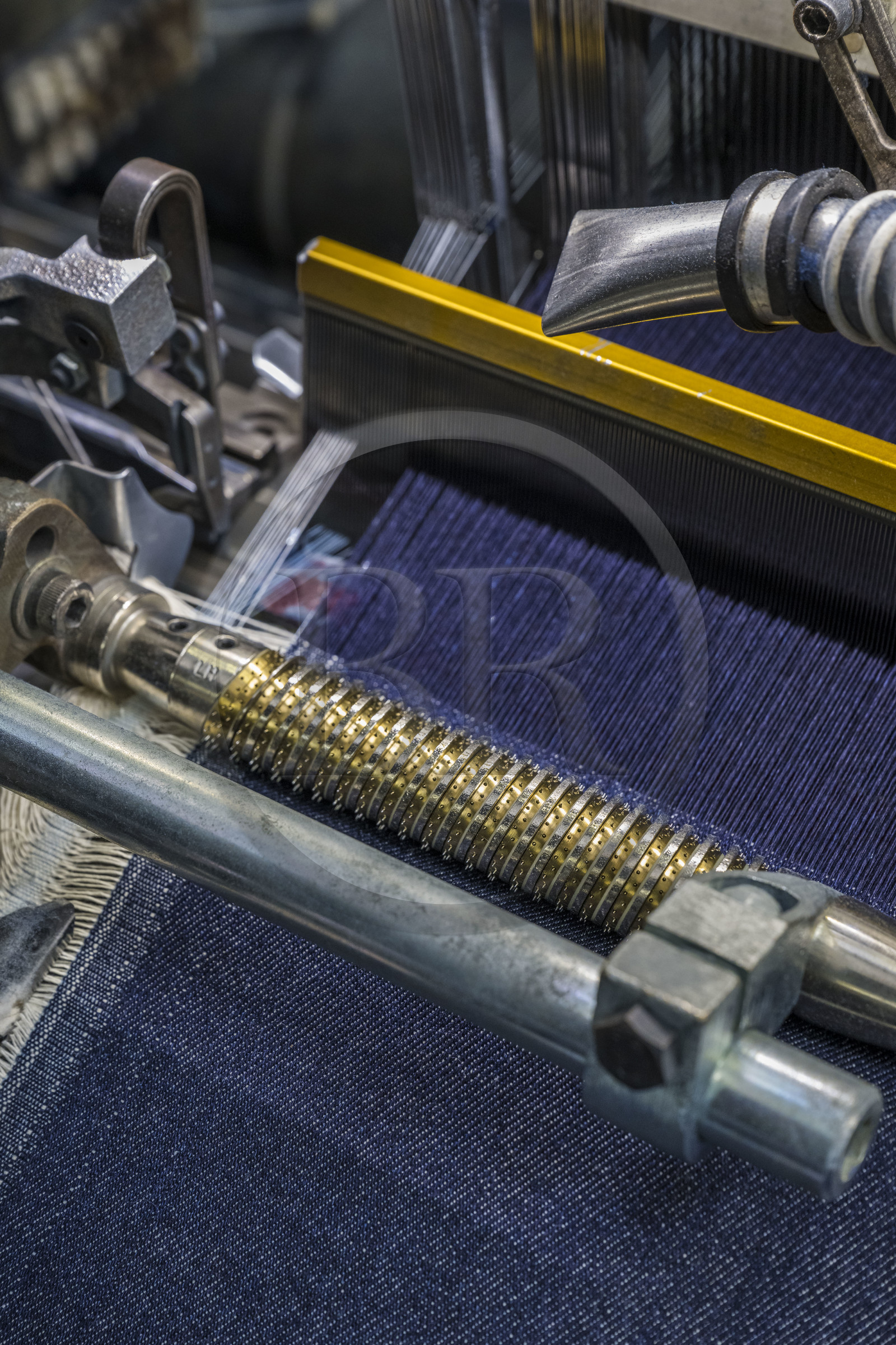 France, Gard (30), Nimes, Guillaume Sagot, fondateur de l’Atelier de Nîmes qui a relancé la fabrication de toiles de jean traditionnelles