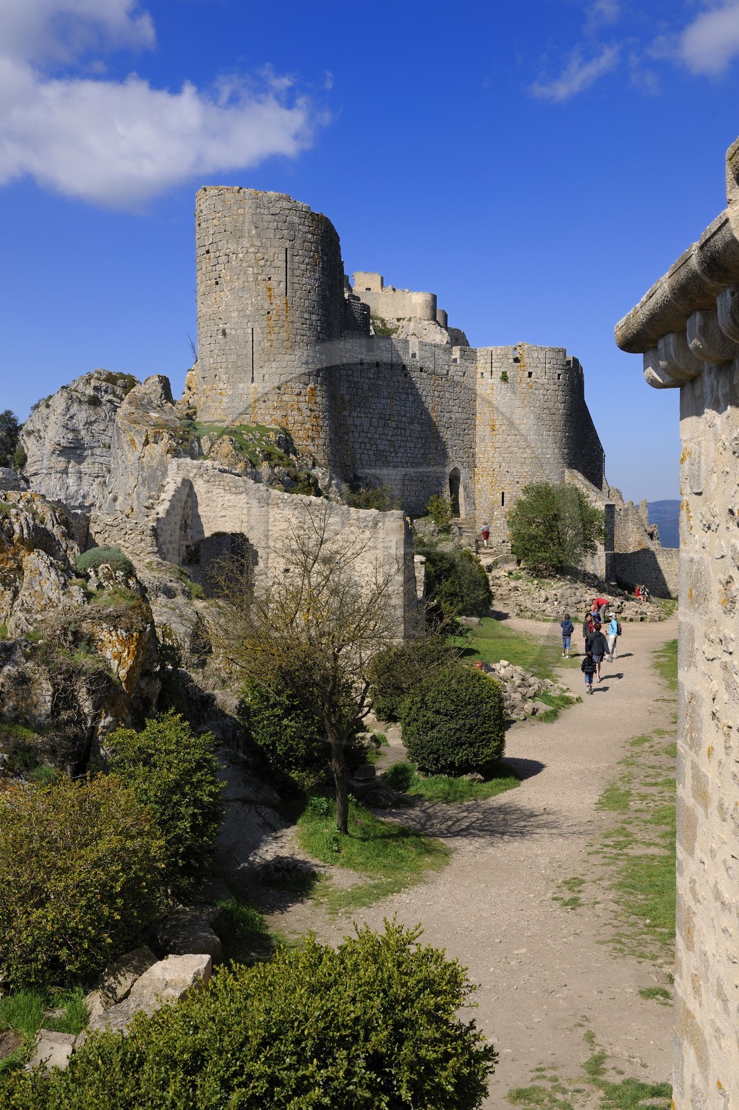 France, Aude (11), Pays Cathare, le château de Peyrepertuse du XIIe siecle, donjon de la cour basse