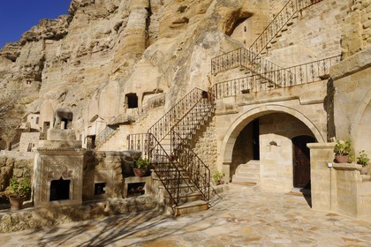Turquie, Anatolie Centrale, province de Nevsehir, Cappadoce classée Patrimoine Mondial de l'UNESCO, Ürgüp, hôtel de luxe Yunak Evleri dans les anciennes maisons troglodytiques
