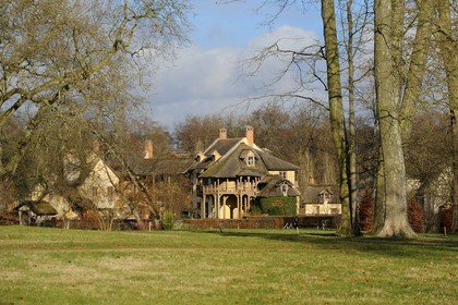 France, Yvelines (78), château de Versailles, classé Patrimoine Mondial de l'UNESCO, le domaine de Marie-Antoinette, le Hameau de la Reine