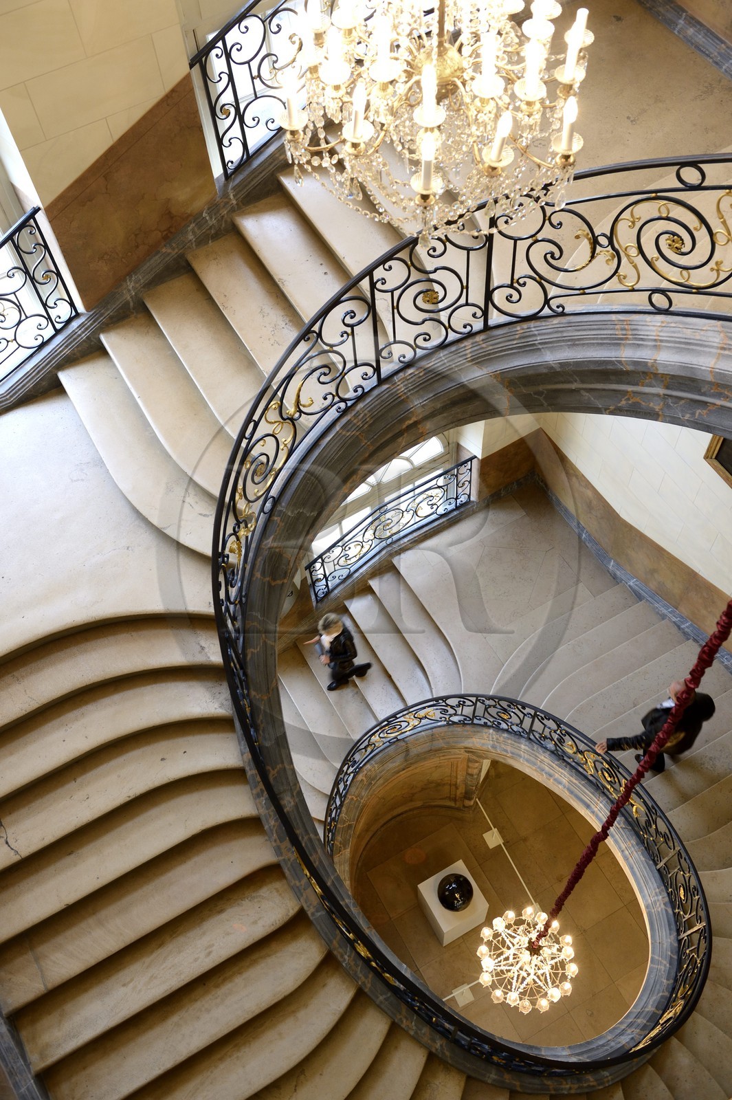 France, Meurthe-et-Moselle (54), Nancy, place Stanislas, musée des Beaux Arts, escalier orné de ferronneries de Jean Lamour dans l'aile XVIIIeme siècle du musée