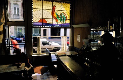 France, Nord (59), Lille, intérieur d'Estaminet (café ou restaurant traditionnel)
