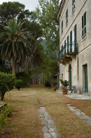 France, Haute-Corse (2B), Cap Corse, Sisco, la maison Casanova (Palazzi ou Maison d'Americain) appartient toujours à la famille Santoni dont l’ancêtre fit fortune à Saint-Domingue grâce à la canne à sucre
