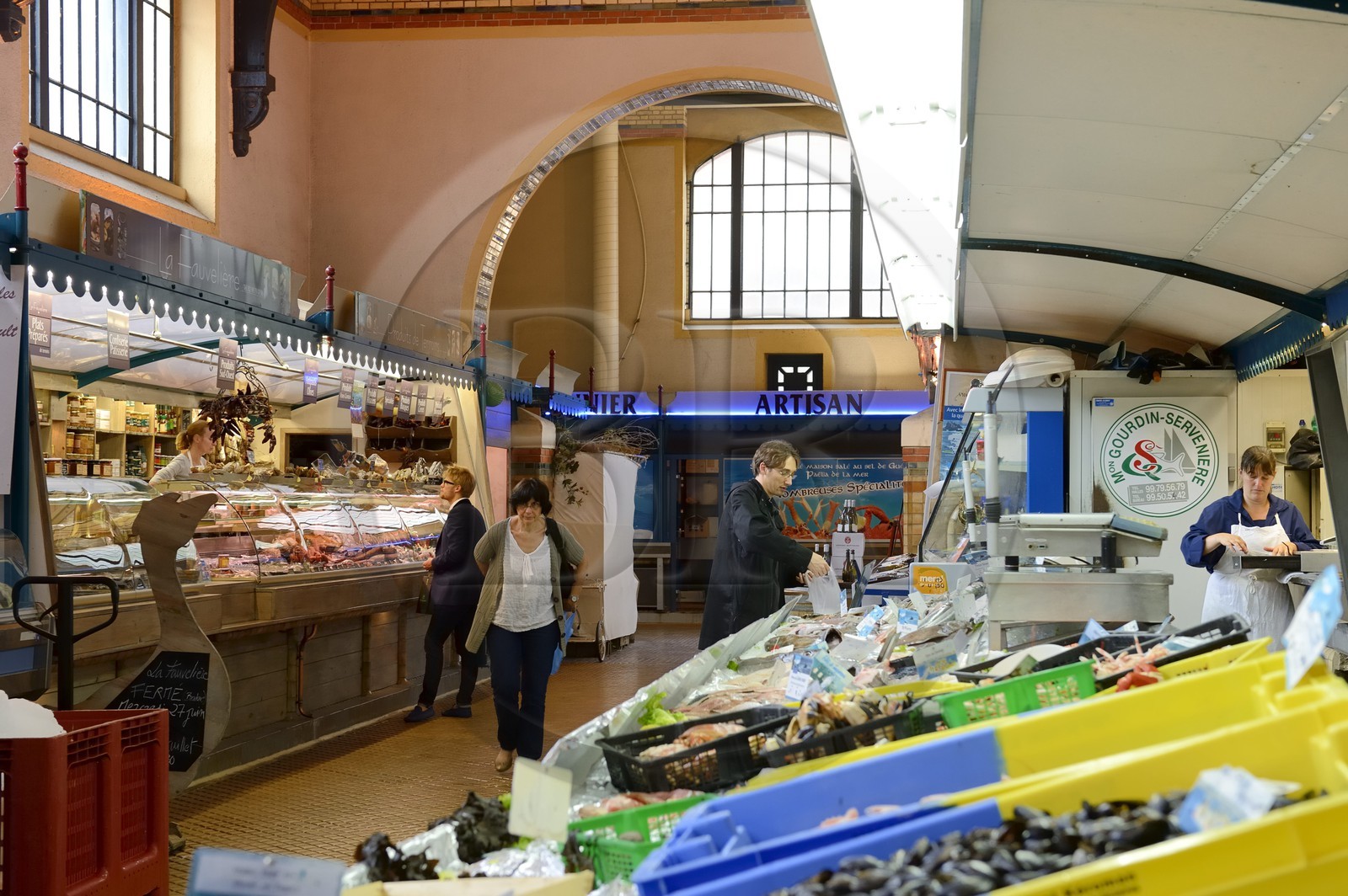 France, Ille-et-Vilaine (35), Rennes, les halles centrales, marché couvert de 1922