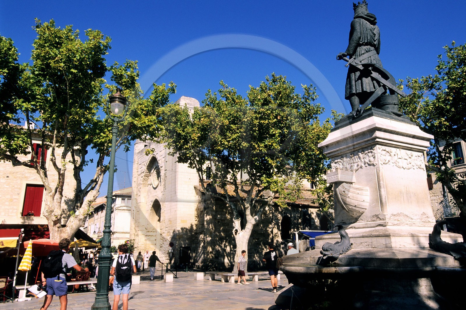 France, Gard (30), Aigues-Mortes, place Saint-Louis