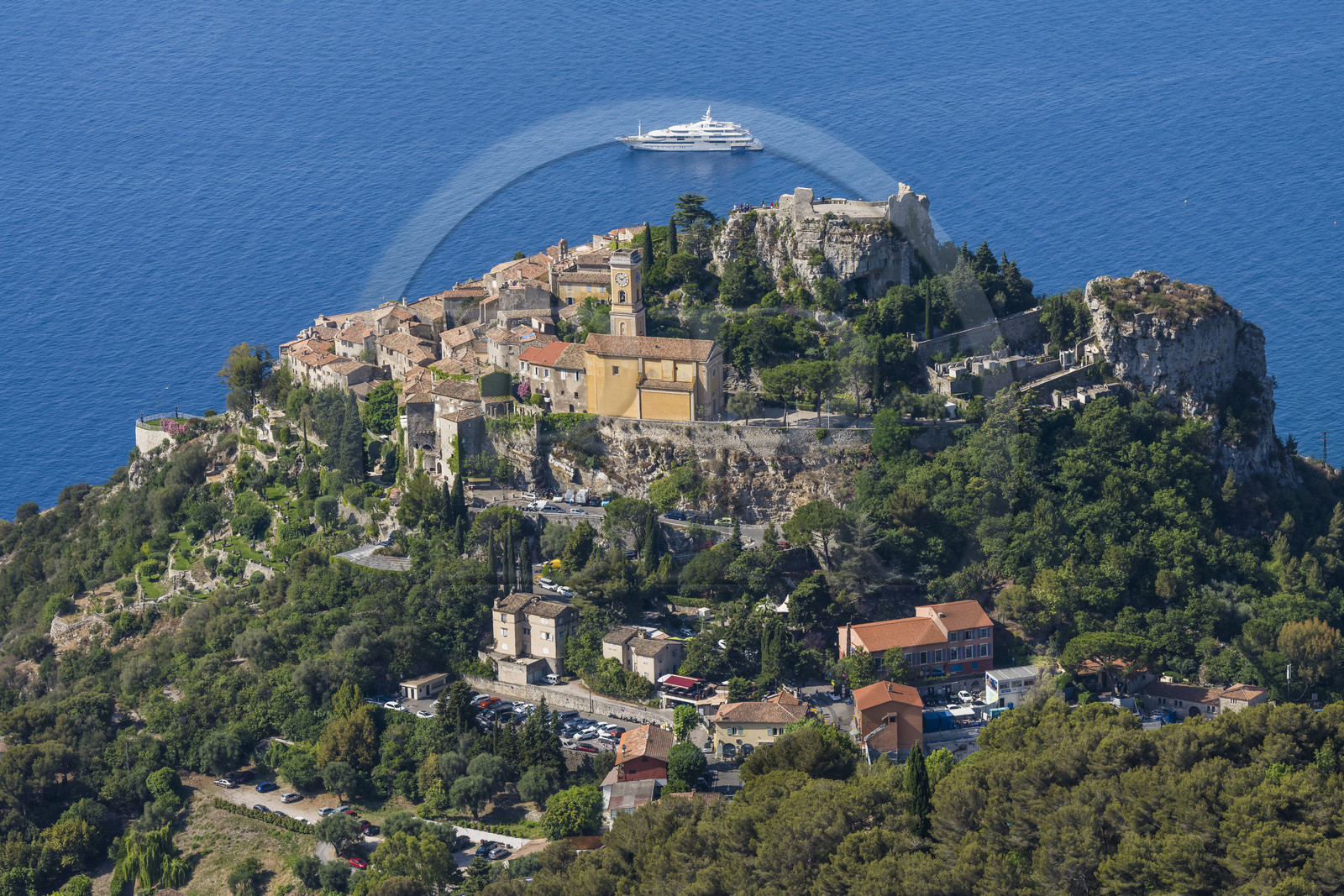 France, Alpes-Maritimes (06), le village perché d'Eze sur la moyenne corniche