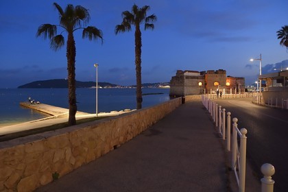 France, Var (83), Toulon, corniche, le Fort Saint-Louis dans le quartier du Mourillon