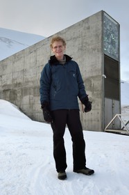 Norvège, Svalbard, Spitzberg, Longyearbyen, Réserve mondiale de semences du Svalbard (banque de graines du Global Seed Vault), Cary Fowler à l'initiative du projet Global Crop Diversity Trust et de la réserve