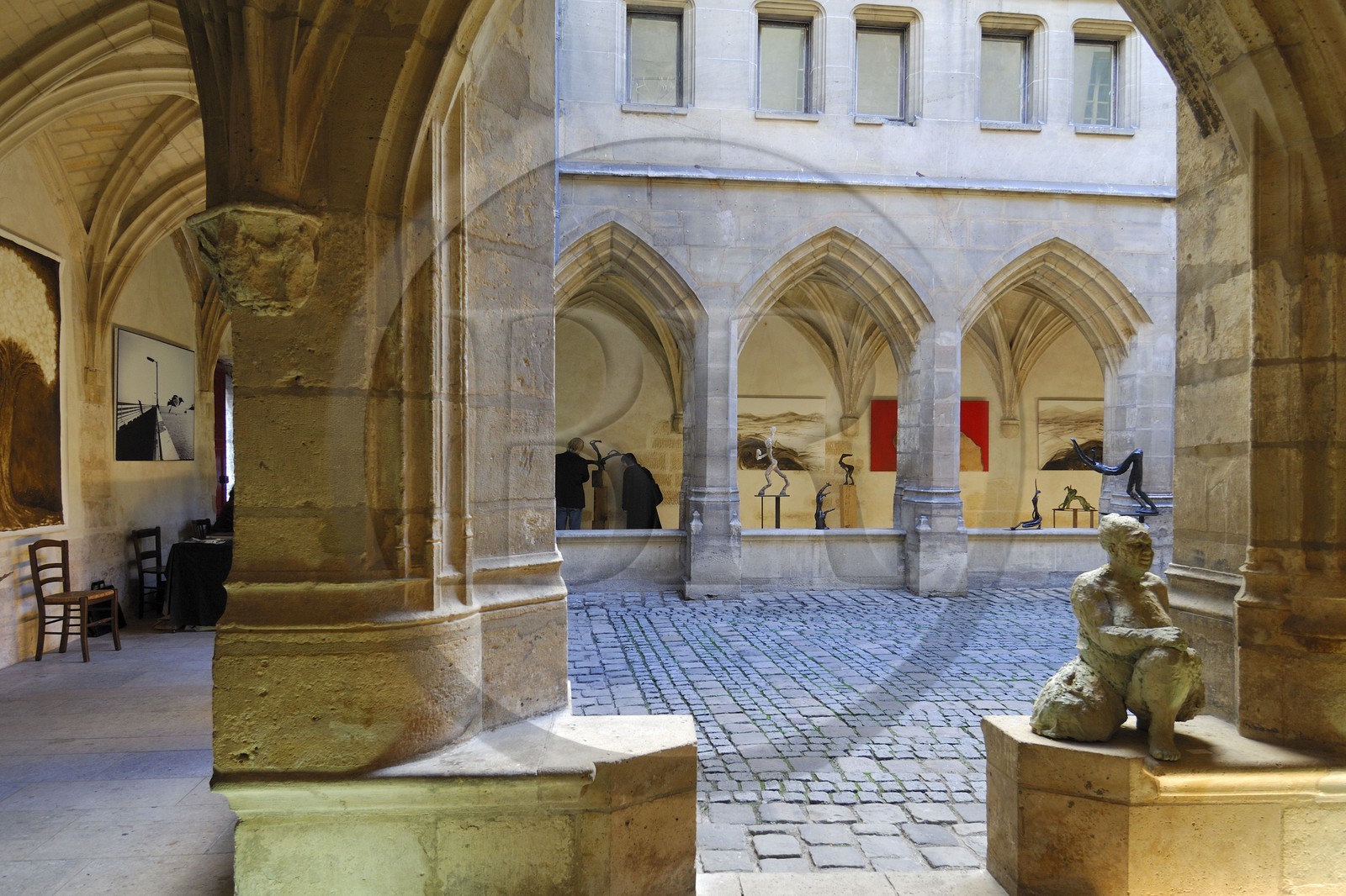 France, Paris (75), quartier du Marais, cloitre des Billettes