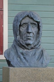 Norvège, Troms, ville de Tromso, statue de l'explorateur polaire Amundsen