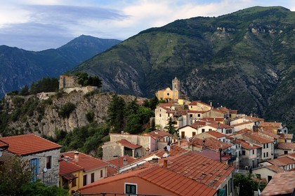 France, Alpes-Maritimes (06), vallée de la Roya, village de Piène-Haute