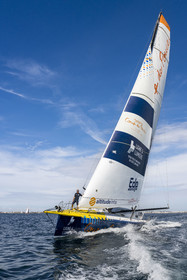 France, Vendée (85), Les-Sables-d'Olonne, le skipper Manuel Cousin en entrainement sur son voilier monocoque de 60 pieds IMOCA Coup de Pouce