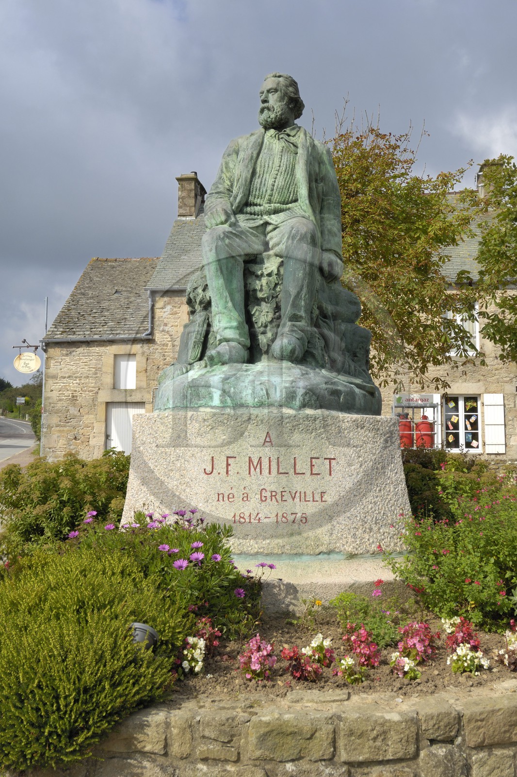 France, Manche (50), Cap de la Hague, Gréville-Hague, statue du peintre J.F. Millet