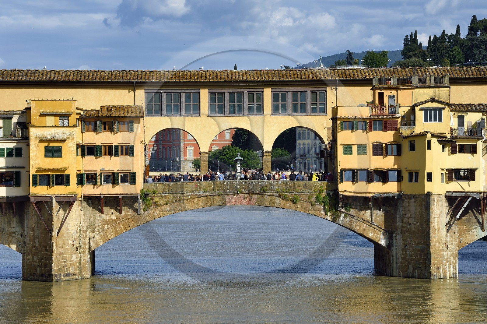 Italie, Toscane, Florence, centre historique classé Patrimoine Mondial de l'UNESCO, le Ponte Vecchio sur l'Arno