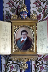 France, Pyrénées-Atlantiques (64), la côte du Pays-Basque, Hendaye, chateau d'Abbadia construit en 1870 par Eugène Viollet-le-Duc pour Antoine d'Abbadie d'Arrast, portrait d'Antoine d'Abbadie dans la chambre de Virginie