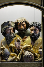 France, Haut-Rhin (68), Colmar, le musée Unterlinden, le retable d'Issenheim attribué à Grünewald, sculptures de Nicolas de Haguenau qui occupent le centre de la caisse