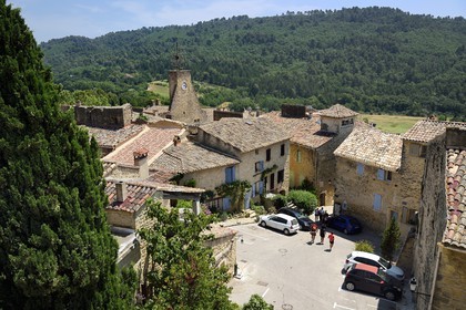 France, Vaucluse (84), Parc Naturel Regional du Luberon, Ansouis, labellisé Les Plus Beaux Villages de France