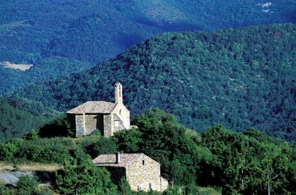 France, Hautes-Alpes (05), Pays du Buëch, la chapelle Saint-Cyrice à l' ouest d' Orpierre