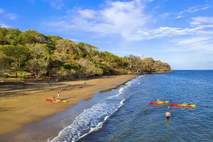 France, Ile de Mayotte, Grande-Terre, Nyambadao, kayak en bordure de la plage de Sakouli (vue aérienne)
