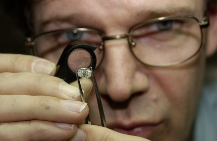 Belgique, Flandre, Anvers (Antwerpen), taille du diamant dans le quartier des diamantaires