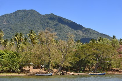 Nicaragua, Ile d'Ometepe sur le lac Nicaragua, village de Merida et le volcan Maderas en arrière plan