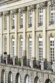 France, Ille-et-Vilaine (35), Rennes, immeubles bordant la place du Parlement de Bretagne