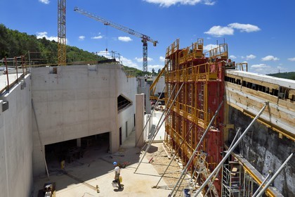 France, Dordogne (24), Montignac, chantier du futur Centre International de l'Art pariétal de Montignac-Lascaux (Lascaux 4)