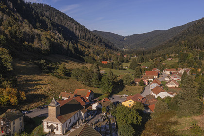 France, Vosges (88), Le Valtin, village de la haute-vallée de la Meurthe (vue aérienne)