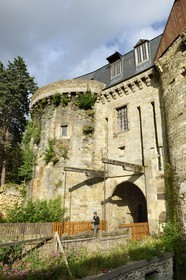 France, Ille-et-Vilaine (35), Rennes, la porte mordelaise, le chatelet d'entrée est un vestige des remparts de Rennes