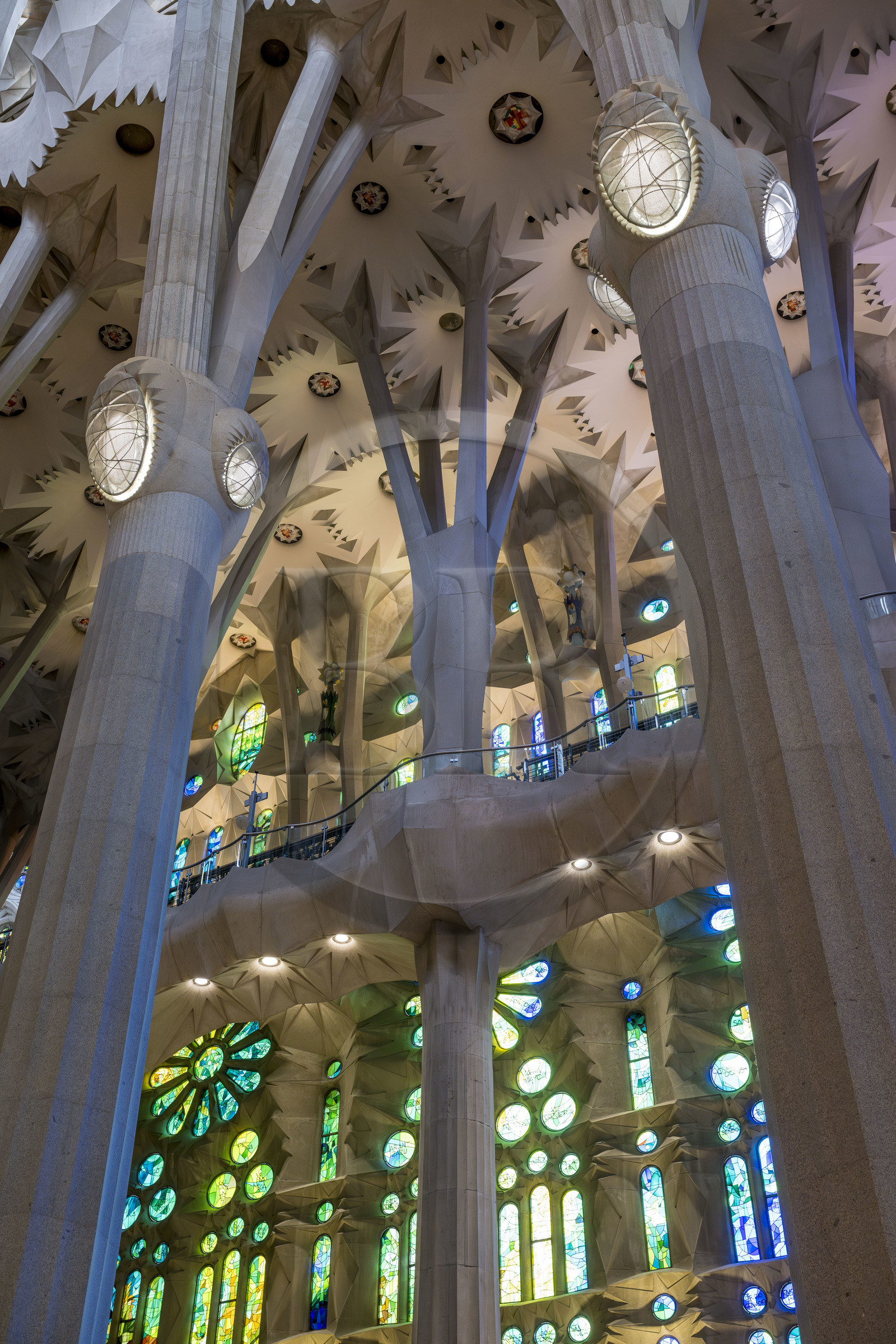 Espagne, Catalogne, Barcelone, quartier de l'Eixample, basilique de la Sagrada Familia de l'architecte du modernisme catalan Antoni Gaudi classée Patrimoine Mondial de l'UNESCO, le côté Est de la Nef