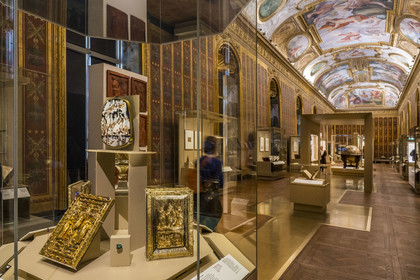 France, Paris (75), Bibliothèque Nationale de France, site Richelieu, la galerie Mazarin, le trésor de la Sainte-Chapelle constitué pour le roi Louis IX (1226-1270) futur Saint-Louis