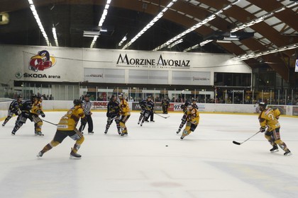 France, Haute-Savoie (74), Morzine, match de hockey sur glace du Hockey Club Morzine-Avoriaz appelé les Pingouins