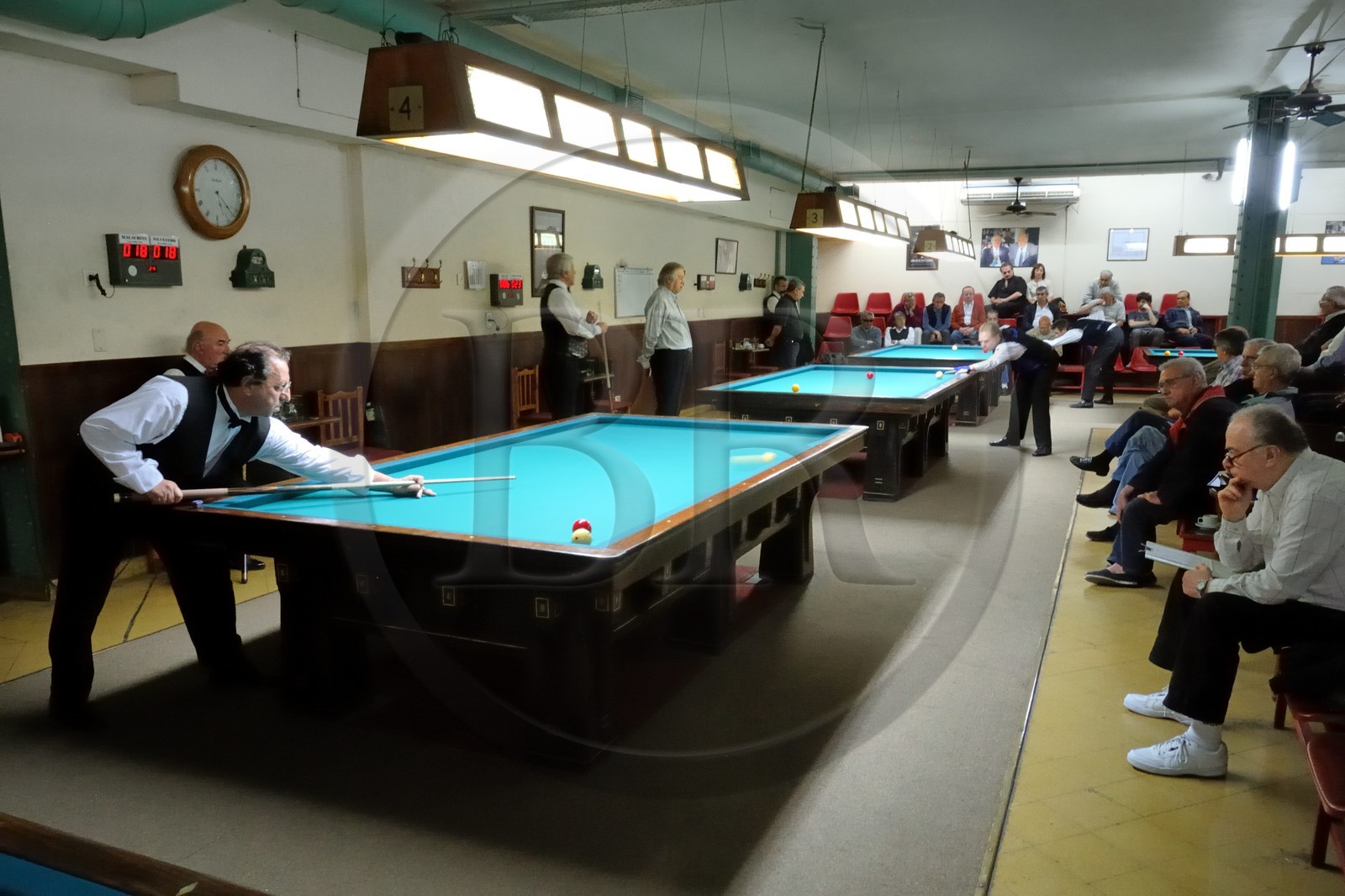 Argentine, Buenos Aires, quartier de Monserrat, Los 36 Billares, salle de billard et école de tango sur Avenida de Mayo