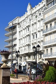 France, Var (83), Saint-Raphaël, ancien hotel Winter Palace dans le boulevard Félix-Martin par l'architecte Pierre Aublé