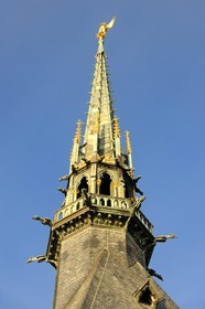 France, Manche (50), le Mont-Saint-Michel, classé Patrimoine Mondial de l'UNESCO, l'abbaye, la flêche et ses gargouilles