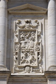 France, Gard (30), Uzès, classée ville d'art et d'histoire, château Ducal dit le Duché d'Uzès, classé monument historique, détail de la façade