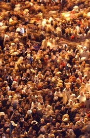 France, Nord (59), soirée inaugurale de Lille 2004, un million de personnes dans les rues