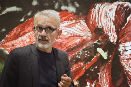 France, Paris (75), l'artiste peintre Philippe Cognée préparant son exposition à la galerie Templon