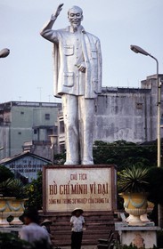 Vietnam, Can Tho, la statue de Ho Chi Minh