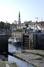 France, Charente-Maritime (17), ile de Ré, le port d' Ars-en-Ré