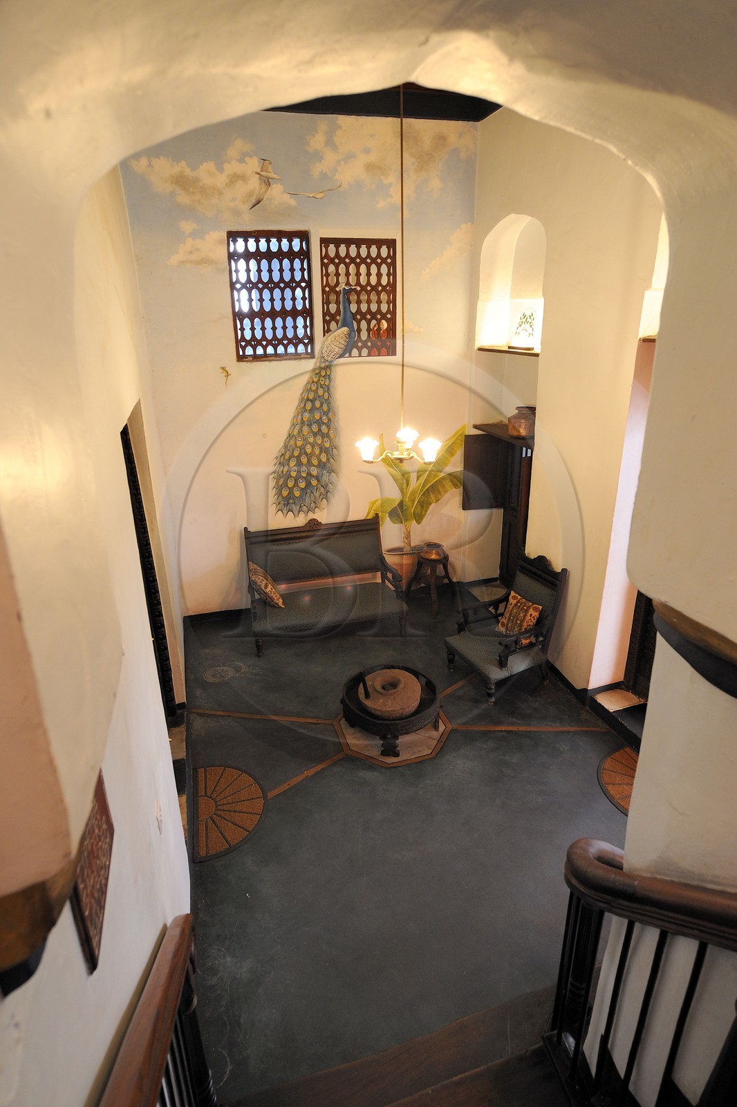 Tanzanie, archipel de Zanzibar, île de Unguja (Zanzibar), ville de Zanzibar, quartier Stone Town, classé Patrimoine Mondial de l' UNESCO, l’hôtel de charme 236 Hurumzi dans une maison traditionnelle