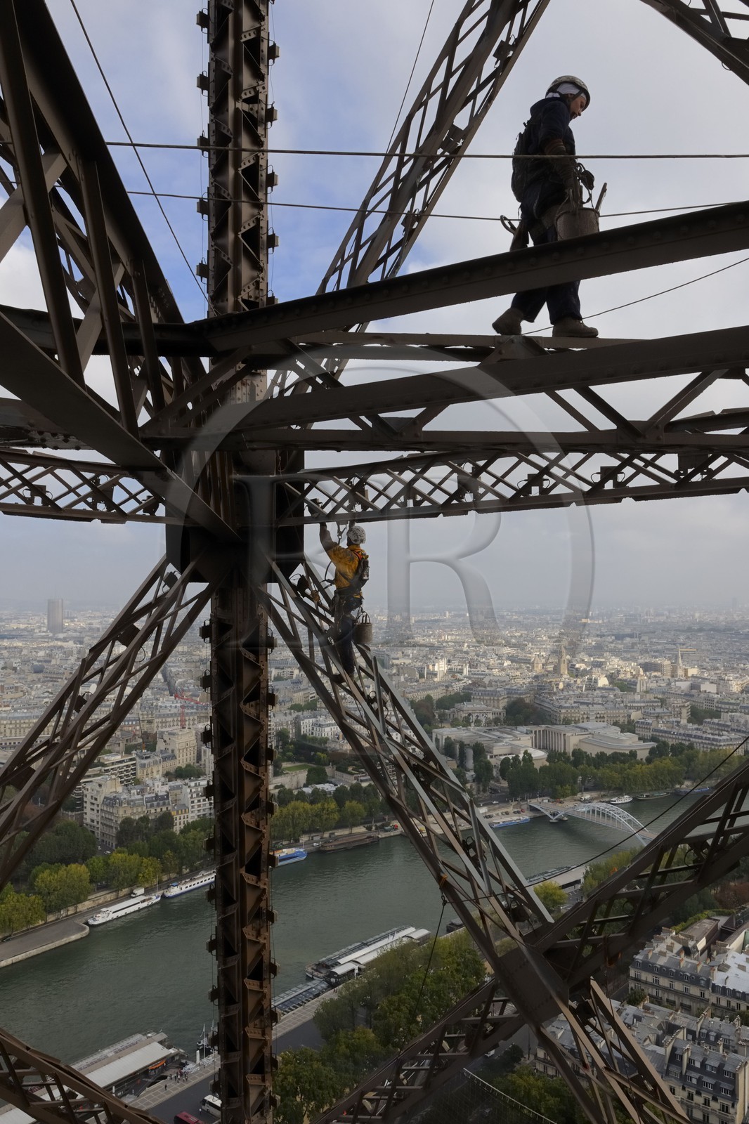 France, Paris (75), peintres de la Tour Eiffel