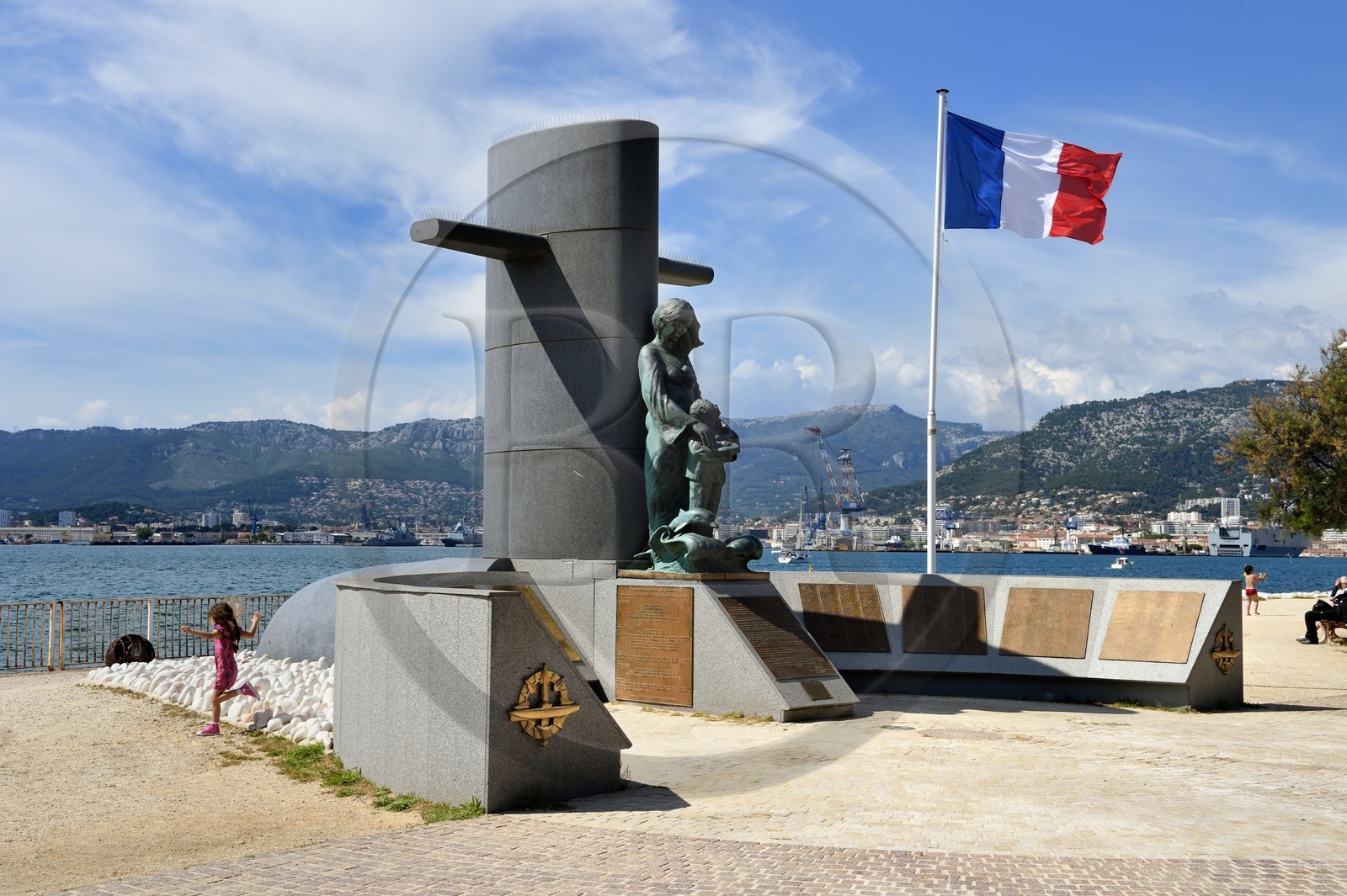 France, Var (83), Toulon, monument national à la mémoire des sous-mariniers dans le jardin de la Tour royale