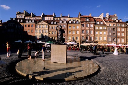Pologne, Varsovie, la place du marché dans la vieille ville classé Patrimoine Mondial de l' UNESCO