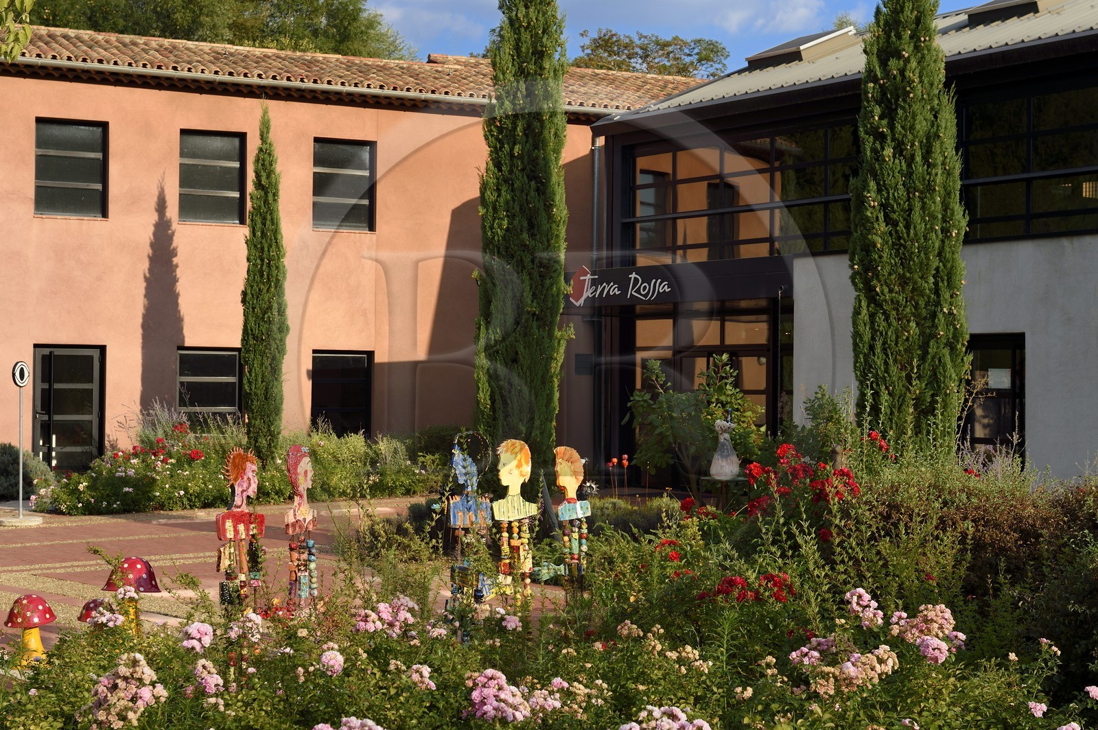 France, Var (83), La Dracénie, Salernes, le musée Terra Rossa maison de la céramique architecturale de l'architecte J.-M. Wilmotte