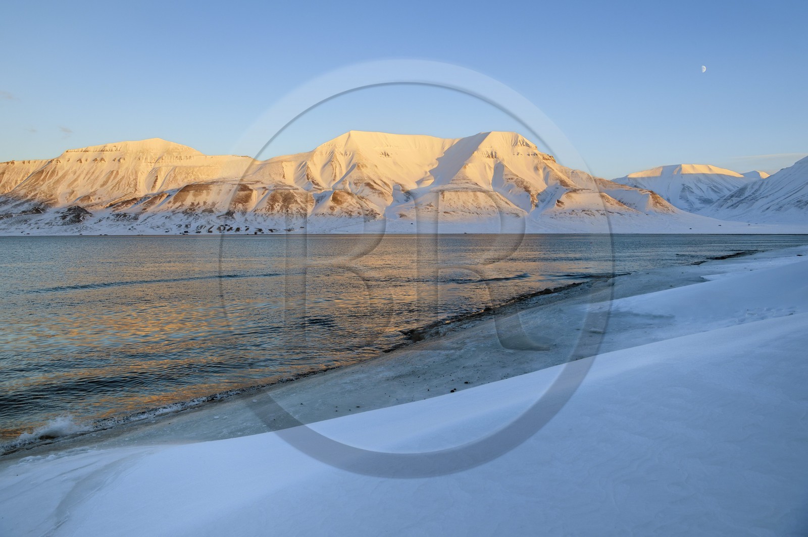 Norvège, Svalbard, Spitzberg, Longyearbyen, Adventfjorden