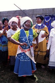 Afrique du Sud, péninsule du Cap, danse traditionnelle dans les ìTownshipsî