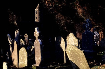 Irlande, Conté de Wicklow, le cimetière de Glendalough