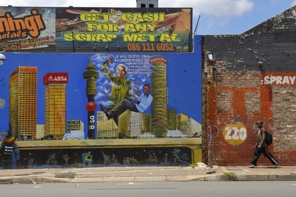 Afrique du Sud, province de Gauteng, Johannesburg, CBD (Central Business District), quartier de Maboneng, peintures murales sur Main street